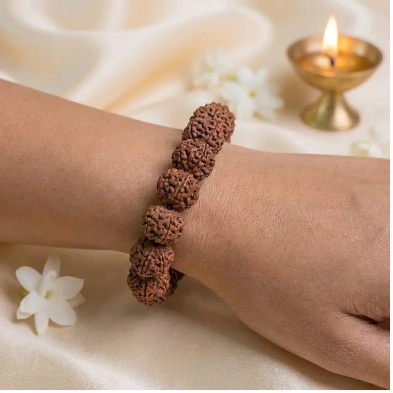 7 Mukhi Rudraksha (Dhan Varsha) Bracelet - View 2
